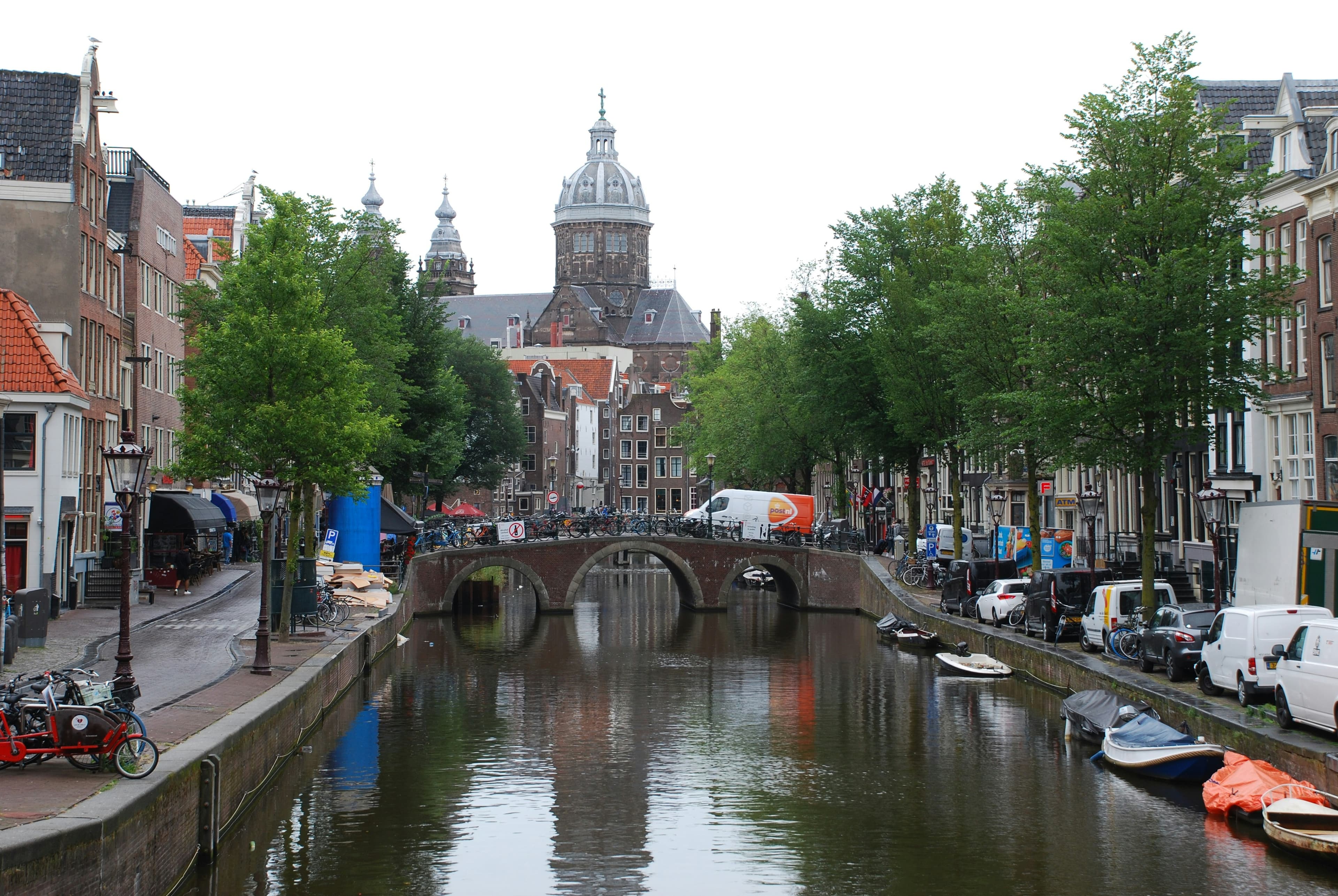 Charming Canal Cruises and Historic Delights in Delft, Netherlands