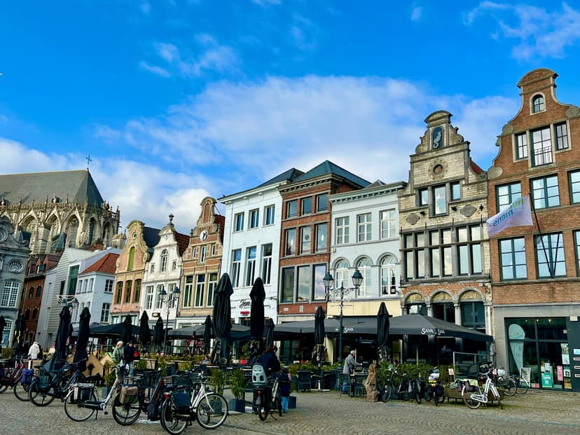 Historic Medieval Charm and Riverside Strolls in Mechelen's Picturesque Old Town